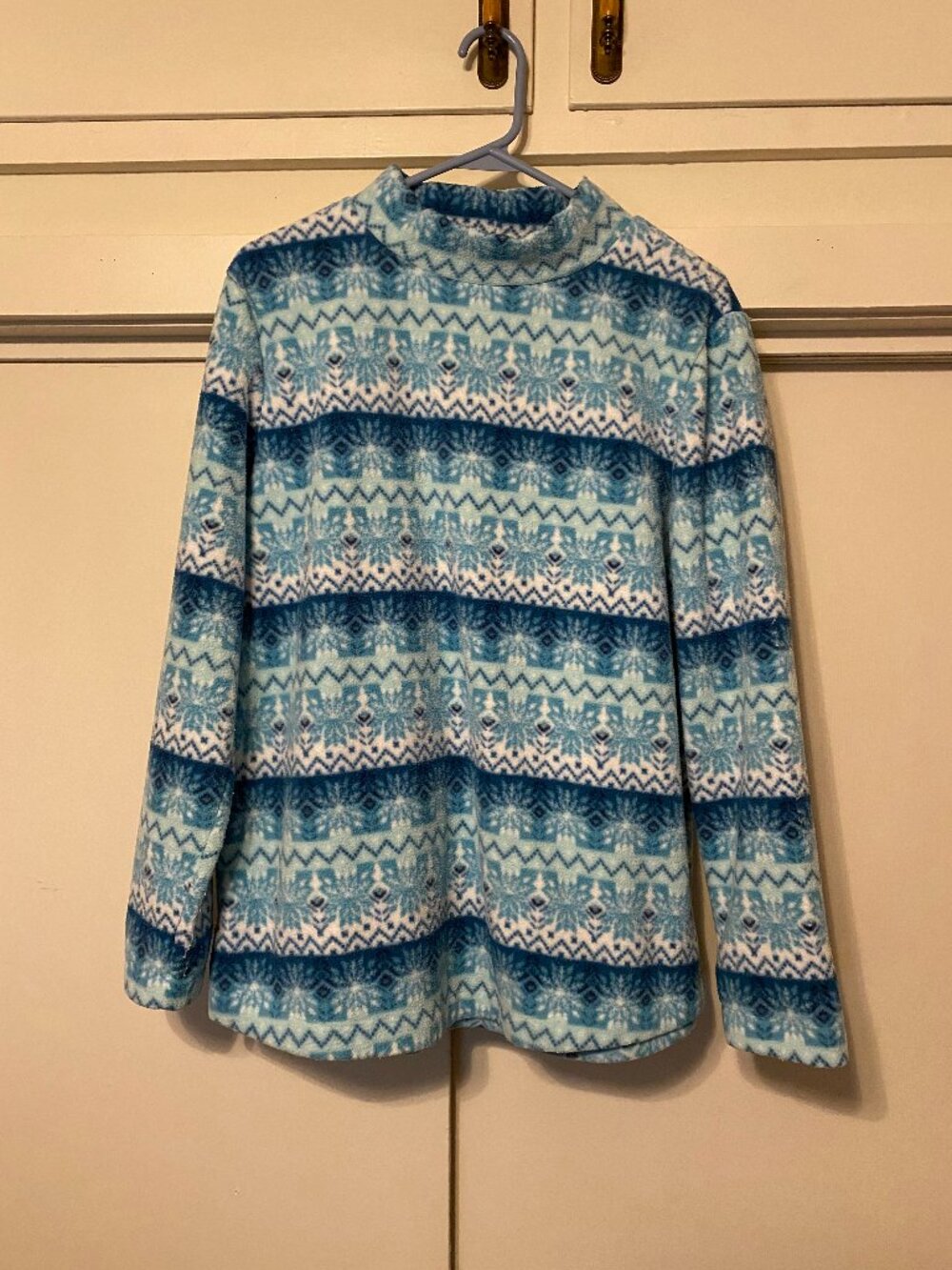 Croft & Barrow multi blue fleece tunic, size L